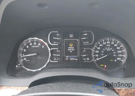 2018 Toyota Tundra 1794 5.7L V8 z USA, uszkodzony, nr VIN 5TFAY5F1XJX725205